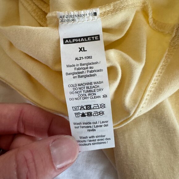 Alphalete Life Style Fit Cropped Long Sleeve Top - Picture 4 of 5